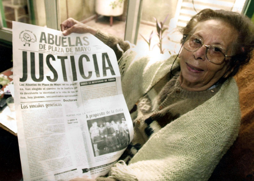 Abuela busca a su nieto